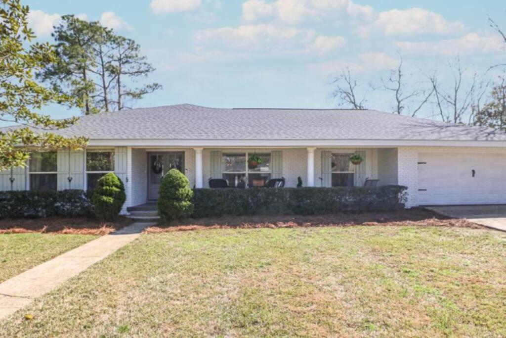 4/3 Home Centrally Located, Beach, Casino, Airport, Dining, Golfing, Shopping, Entertainment Gulfport Buitenkant foto