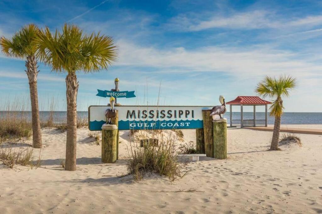 4/3 Home Centrally Located, Beach, Casino, Airport, Dining, Golfing, Shopping, Entertainment Gulfport Buitenkant foto